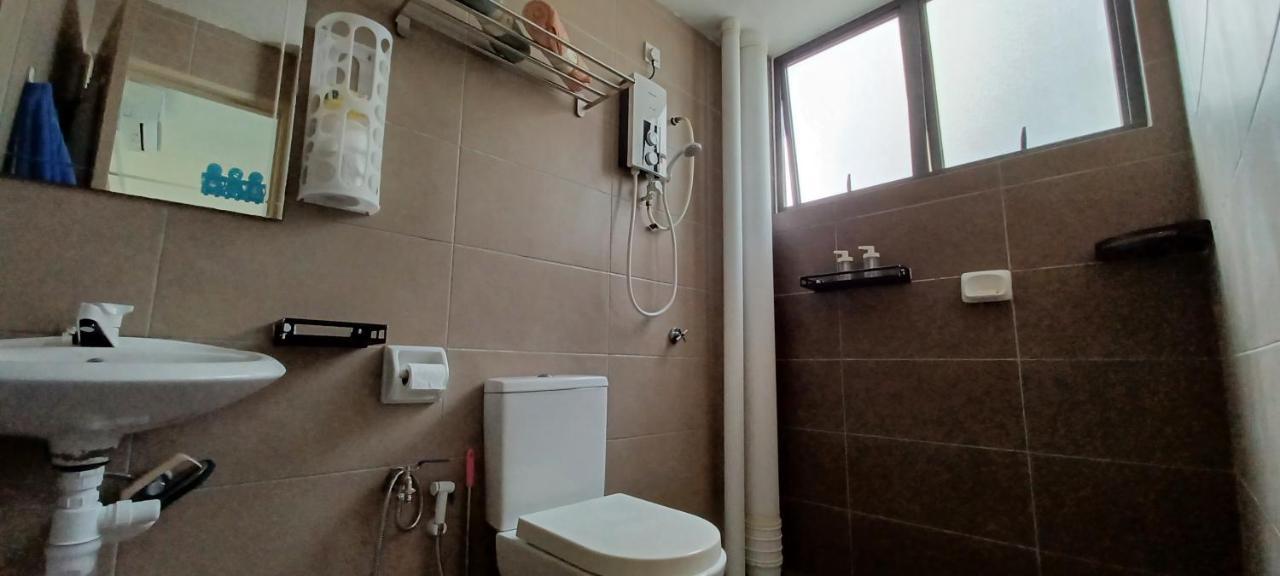 Homestay Arc Austin Hills Jb 4-5Pax Johor Bahru Exterior photo